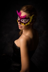 feather_mask-3128